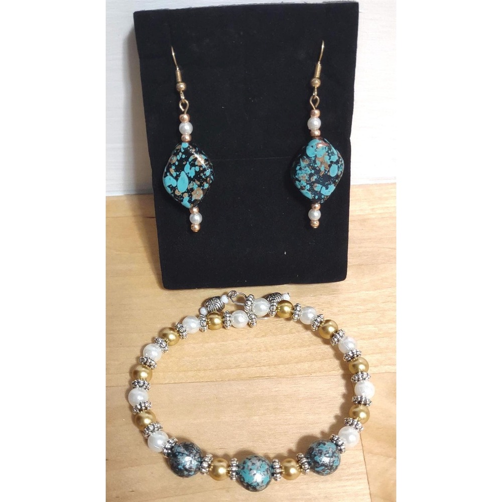 Artisan Turquoise & Pearl Jewelry Set with Gold And Silver Tones
